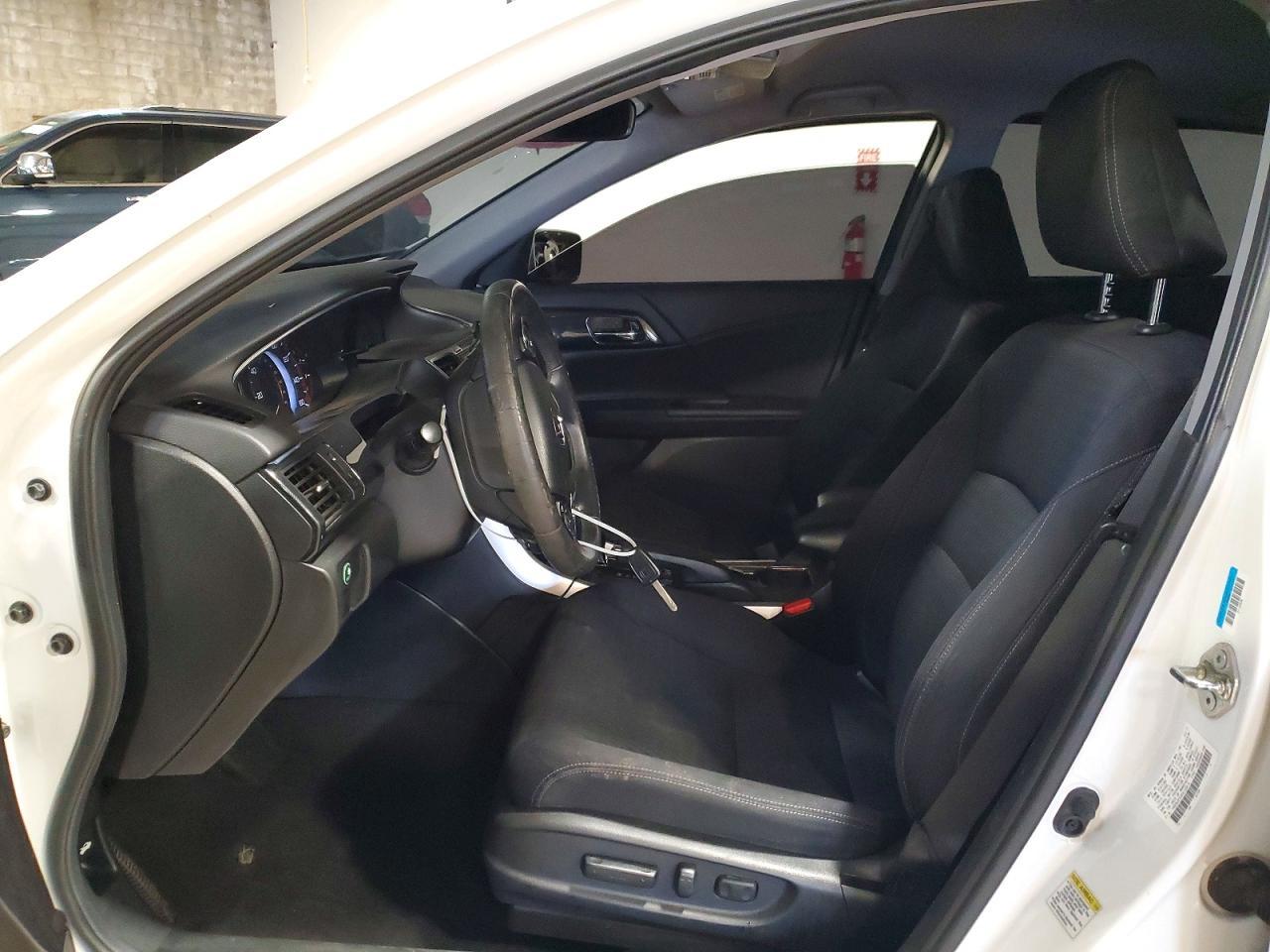 2015 Honda Accord Sport - Image 7