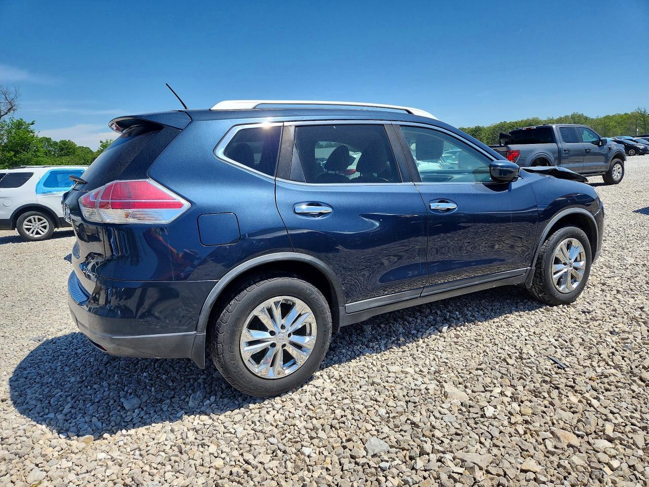 2016 Nissan Rogue S - Фото 3