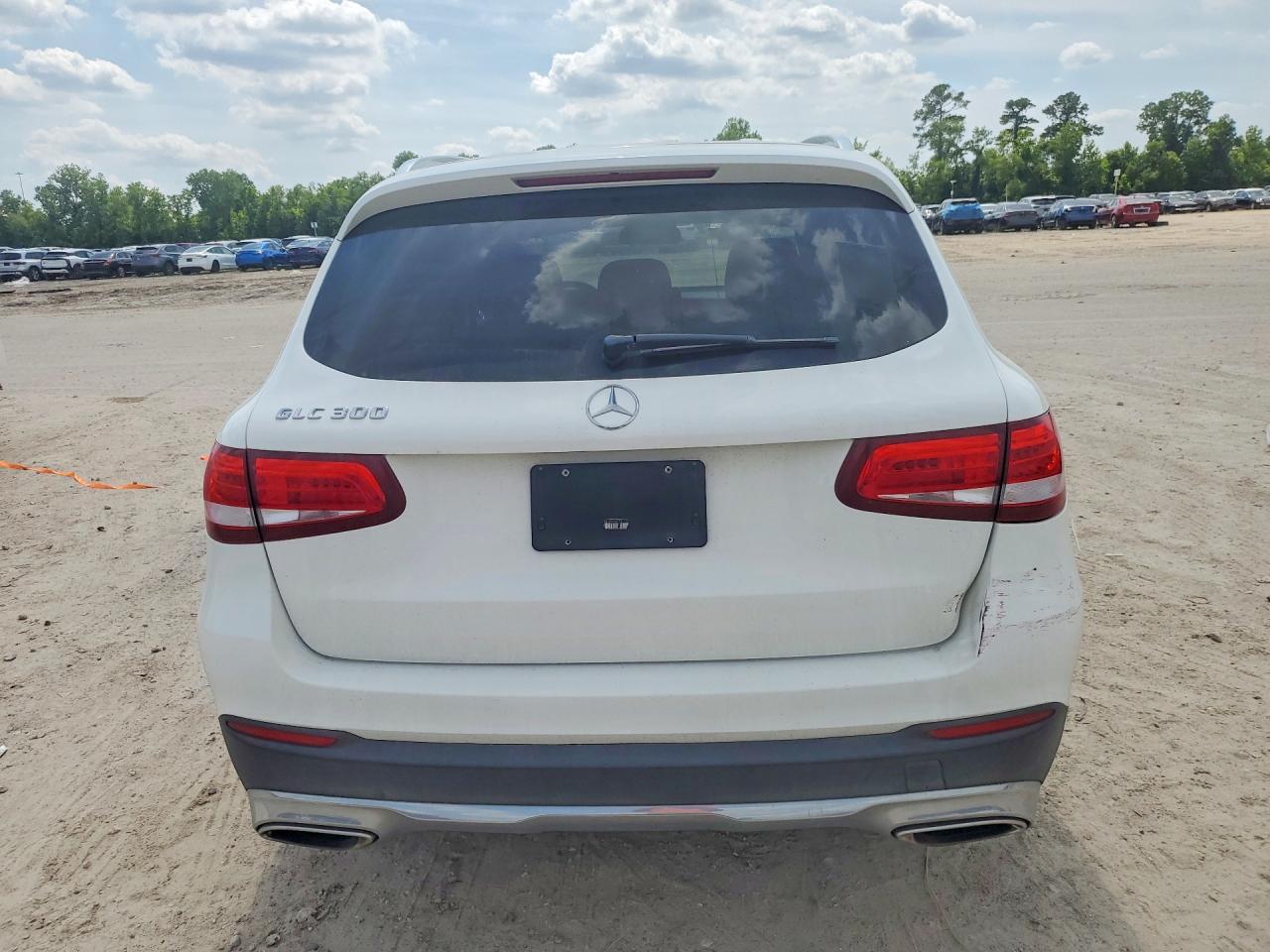 2016 Mercedes-Benz Glc 300 - Фото 6