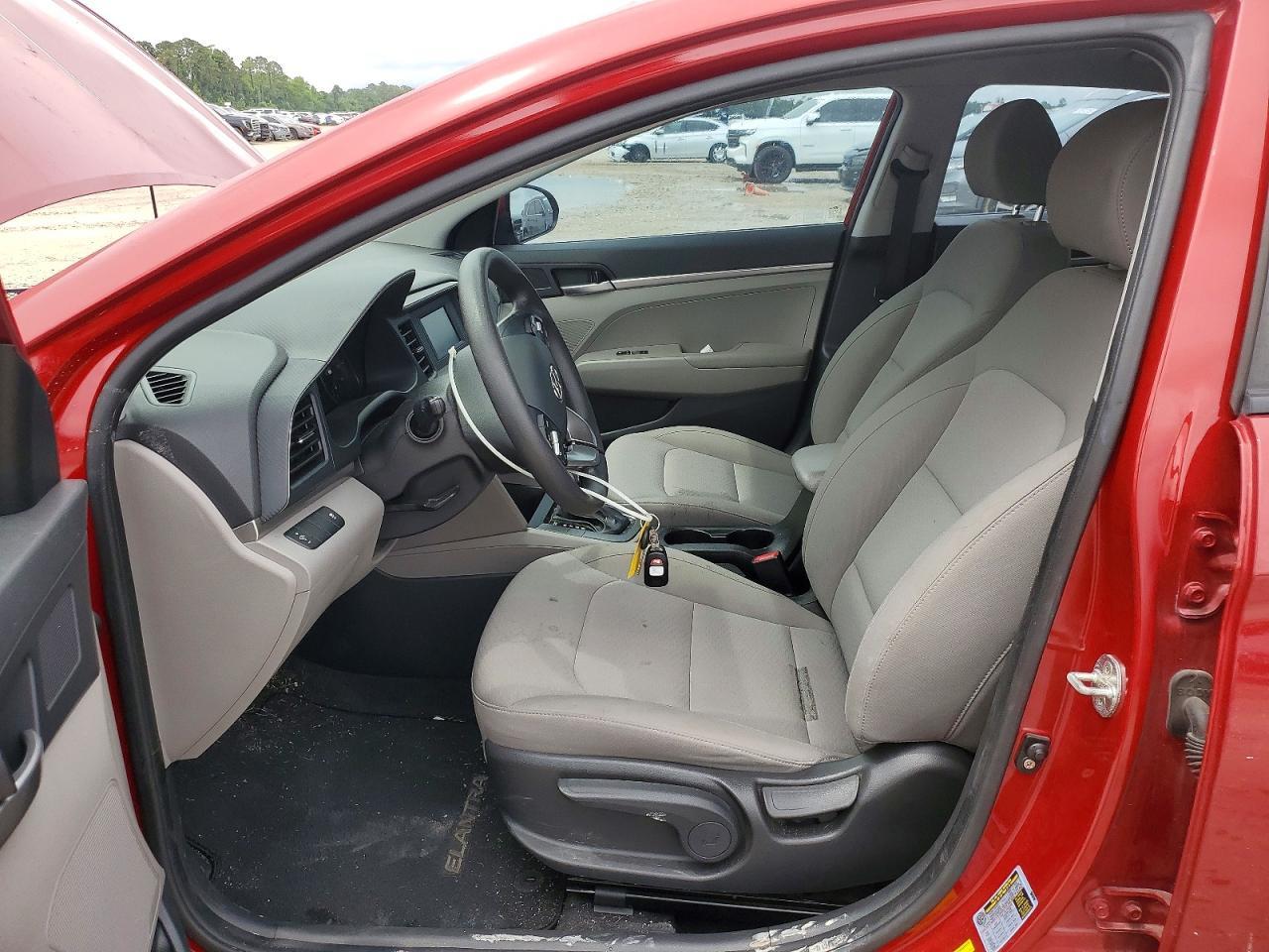 2019 Hyundai Elantra Se - Фото 7