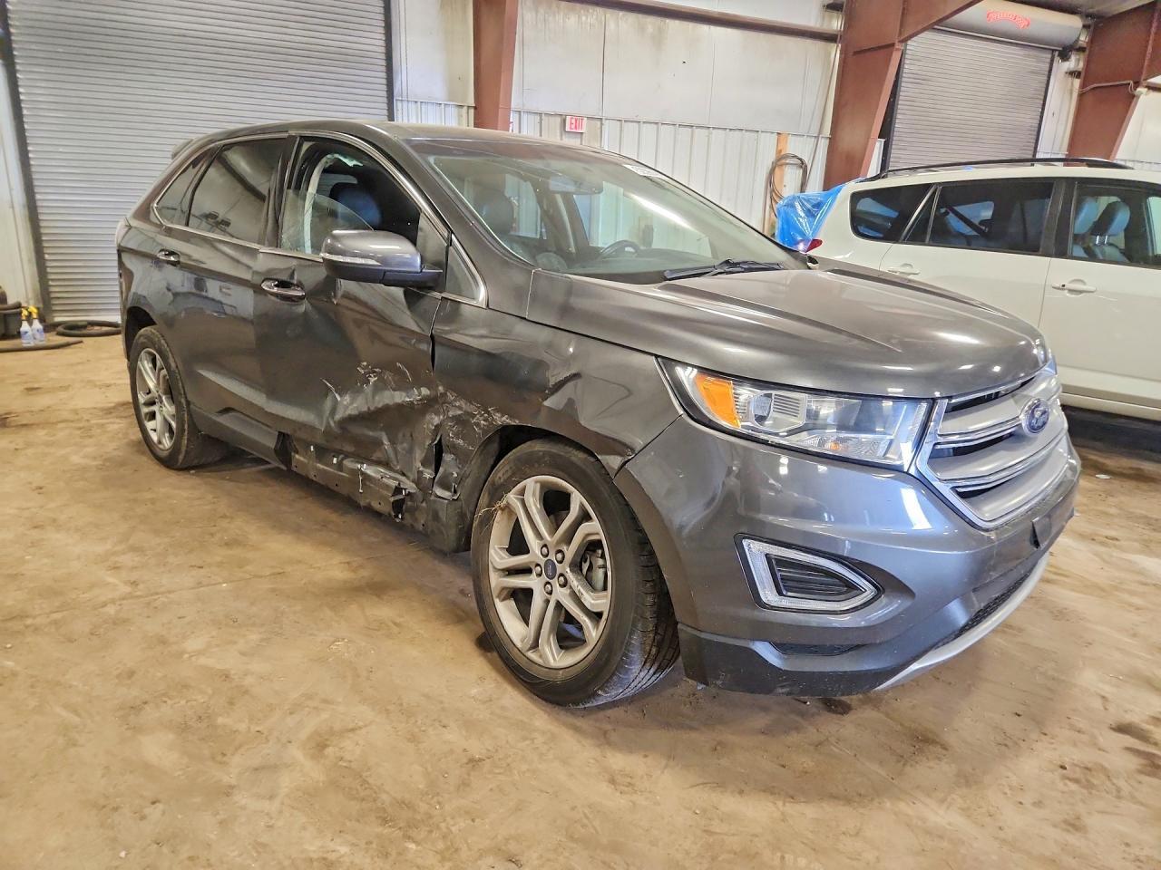 2017 Ford Edge Titanium - Фото 4