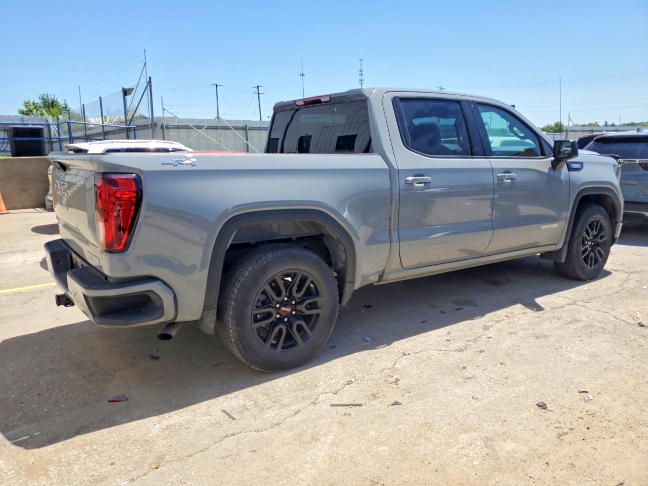 2024 GMC Sierra K1500 Elevation-L - Фото 3