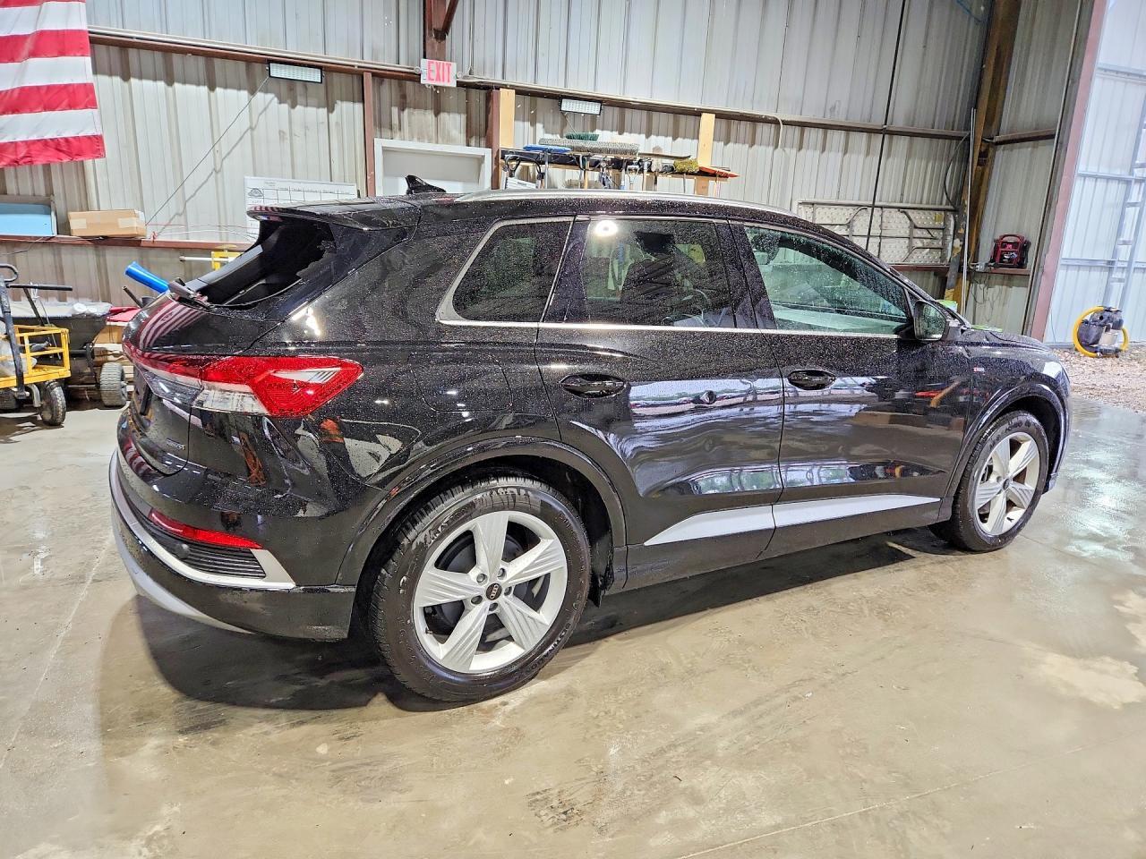 2025 Audi Q4 E-Tron Premium - Фото 3