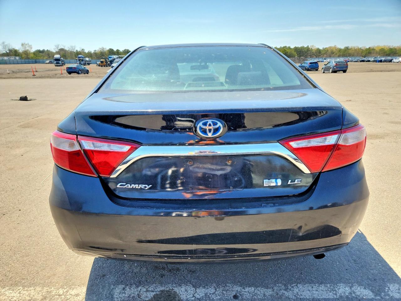 2017 Toyota Camry Hybrid Le - Фото 6