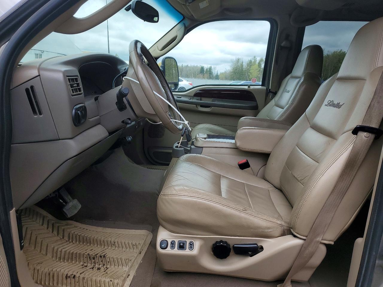 2003 Ford Excursion Limited - Image 7
