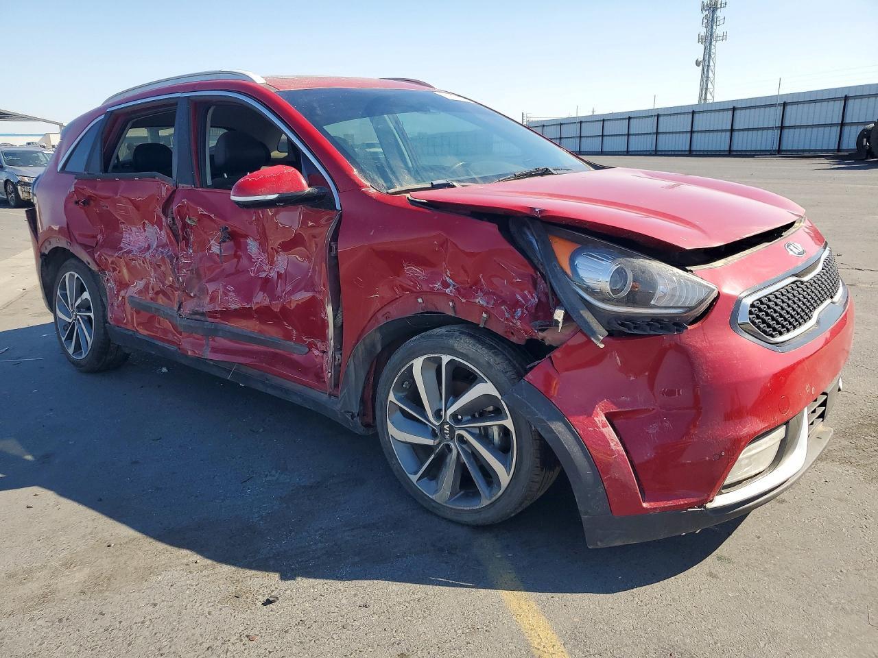 2017 Kia Niro Ex Touring - Фото 4