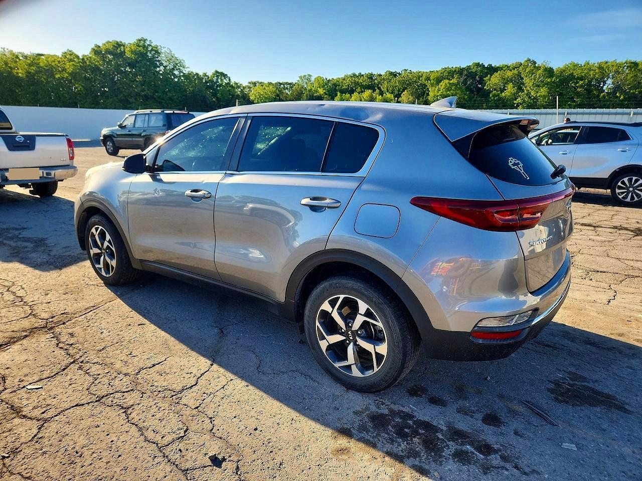 2020 Kia Sportage Lx - Image 2