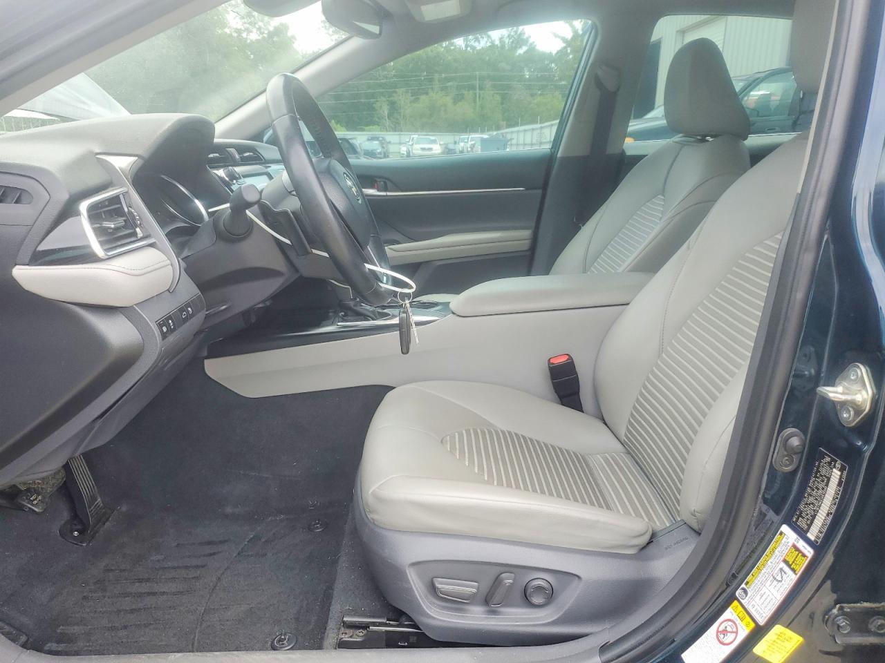 2018 Toyota Camry Se - Image 7