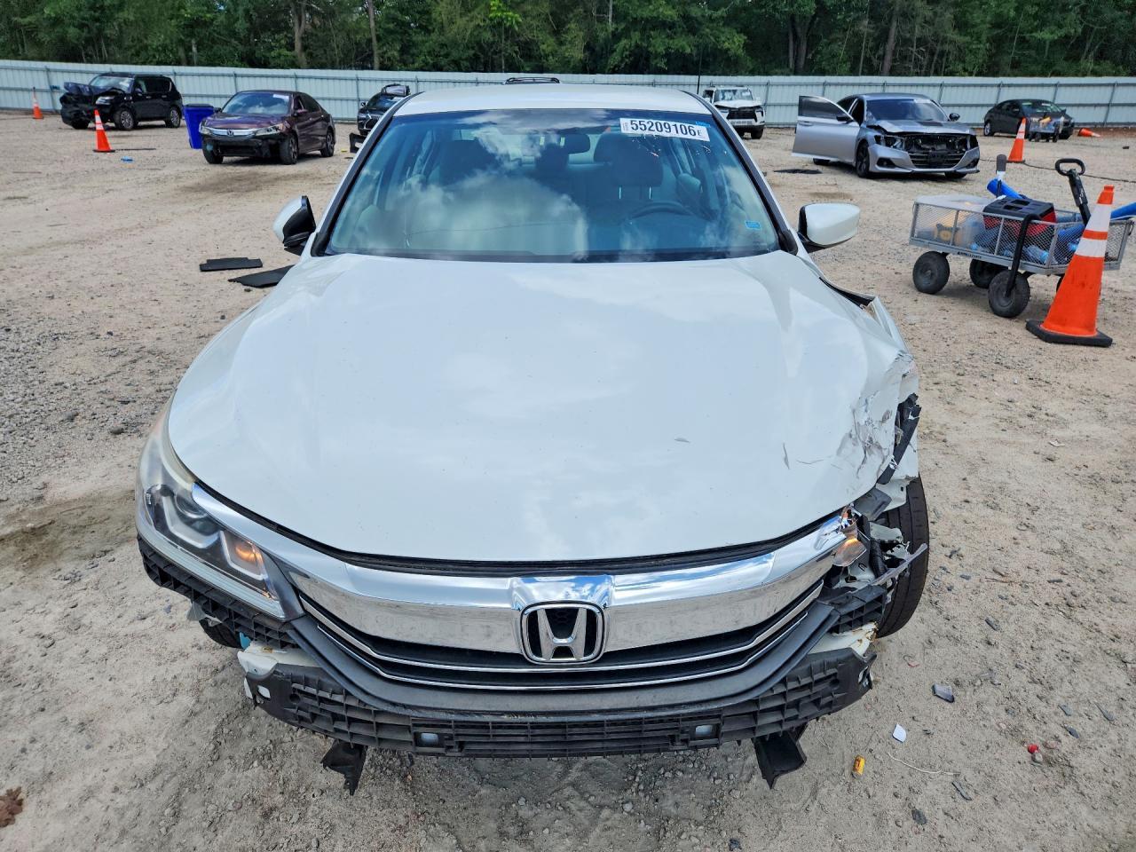 2016 Honda Accord Lx - Image 5