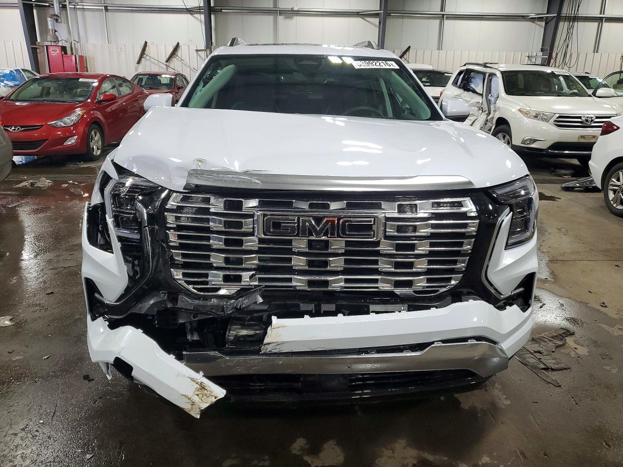 2026 GMC Terrain Denali - Фото 5