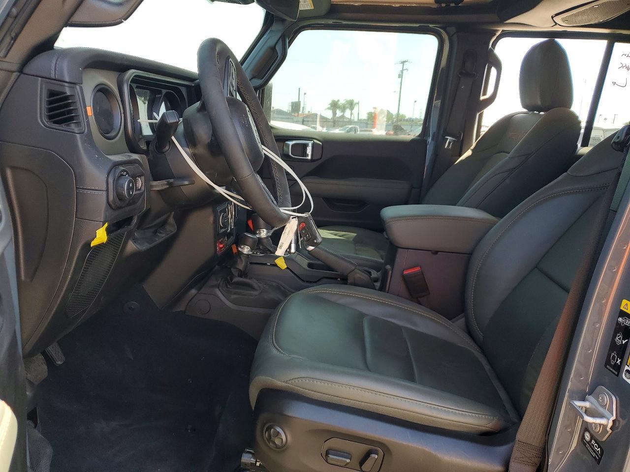 2025 Jeep Gladiator Mojave - Фото 7