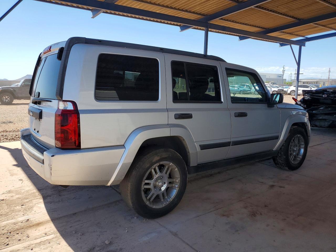 2006 Jeep Commander - Image 3
