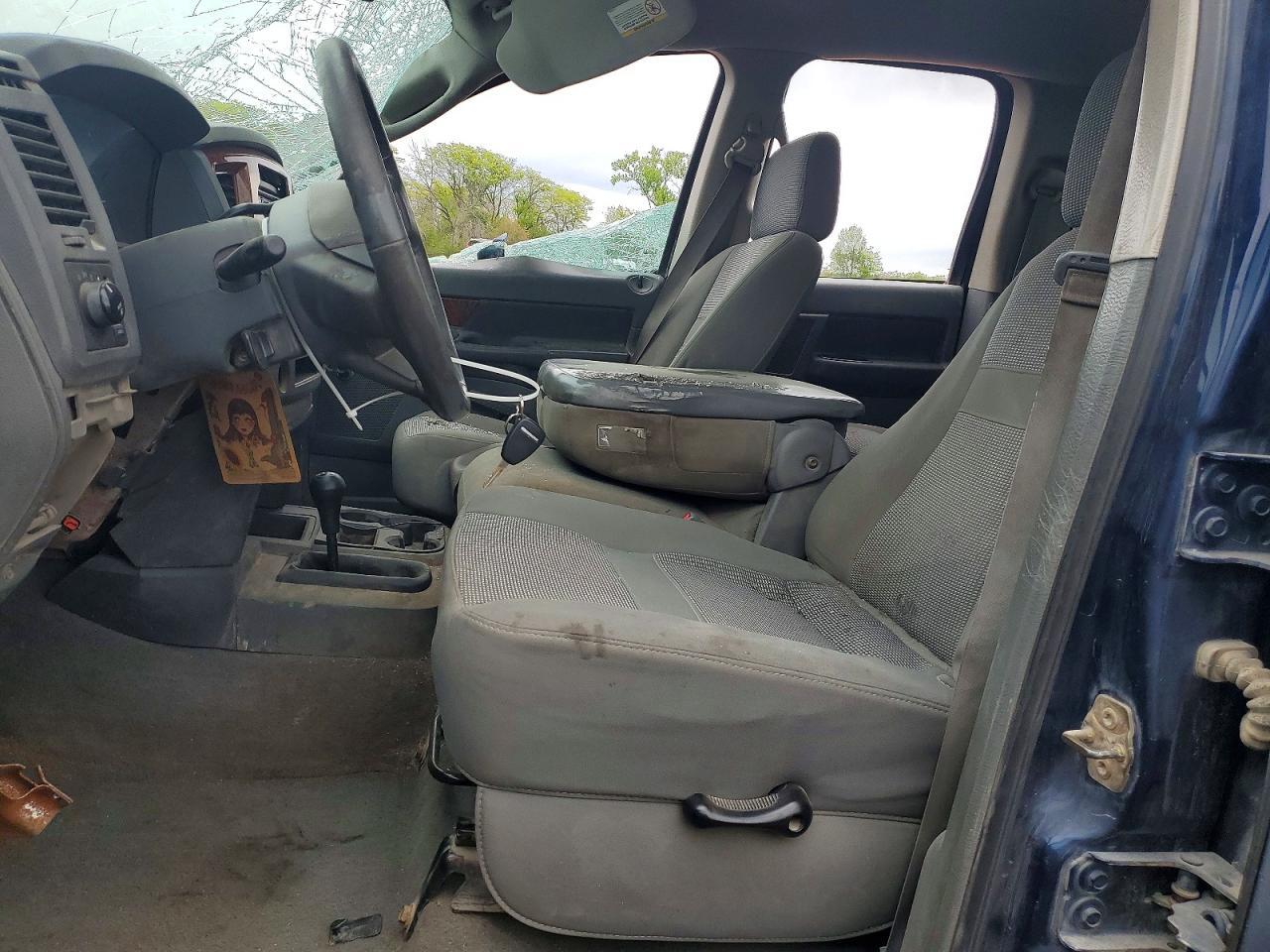 2006 Dodge Ram 2500 St - Image 7