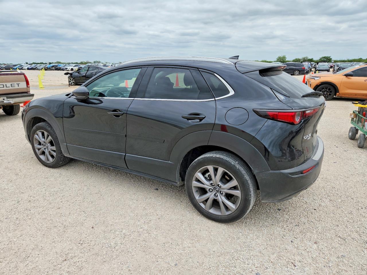 2024 Mazda Cx-30 Premium - Image 2