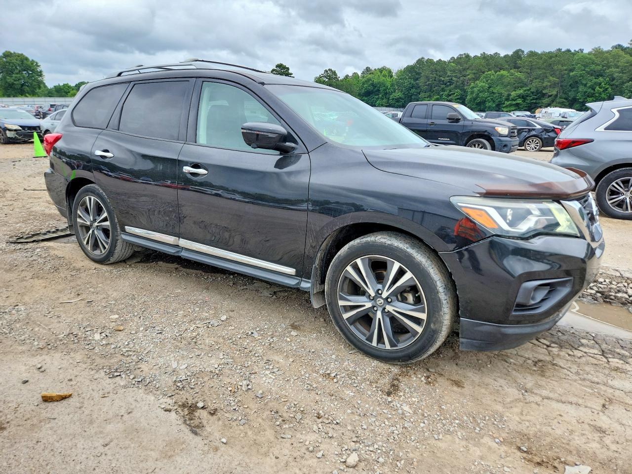 2018 Nissan Pathfinder Platinum - Фото 4