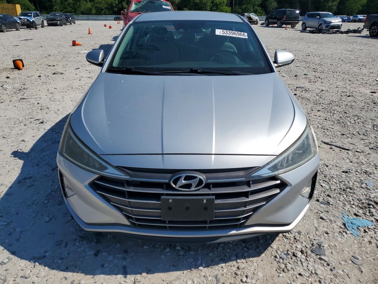 2019 Hyundai Elantra Sel - Фото 5