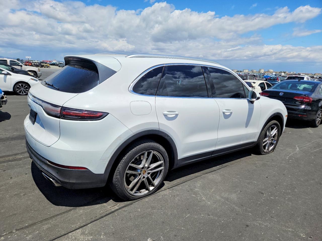 2019 Porsche Cayenne - Фото 3