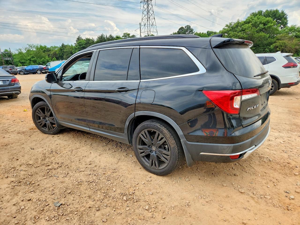 2021 Honda Pilot Se - Image 2