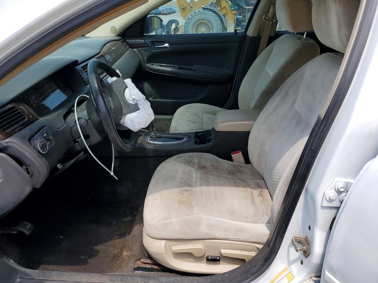 2012 Chevrolet Impala Lt - Image 7