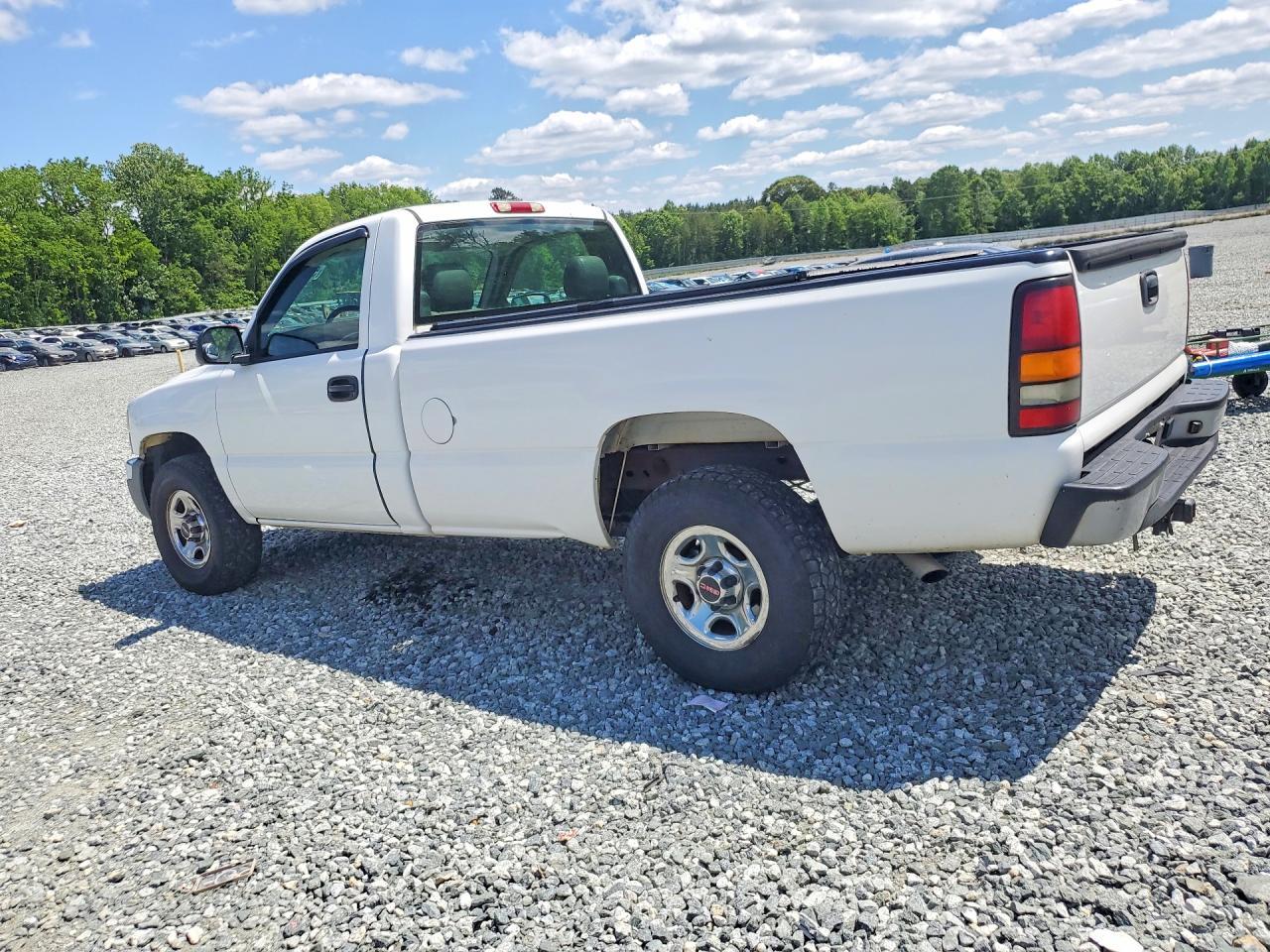 2004 GMC New Sierra C1500 - Фото 2