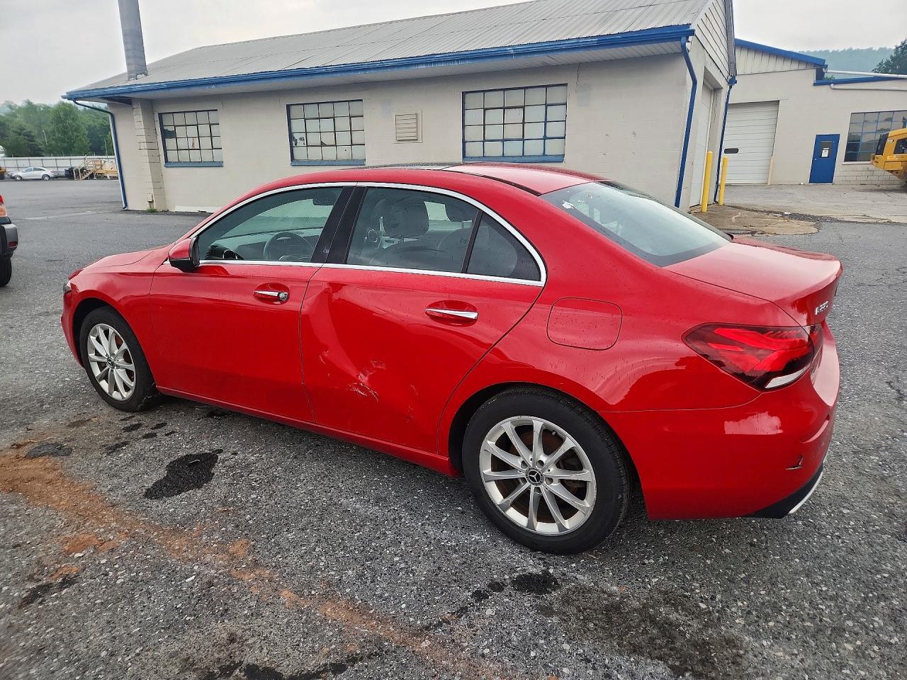 2019 Mercedes-Benz A 220 4Matic - Image 2