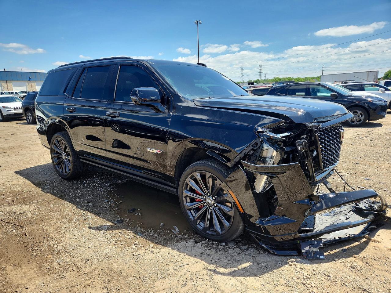 2025 Cadillac Escalade V - Фото 4