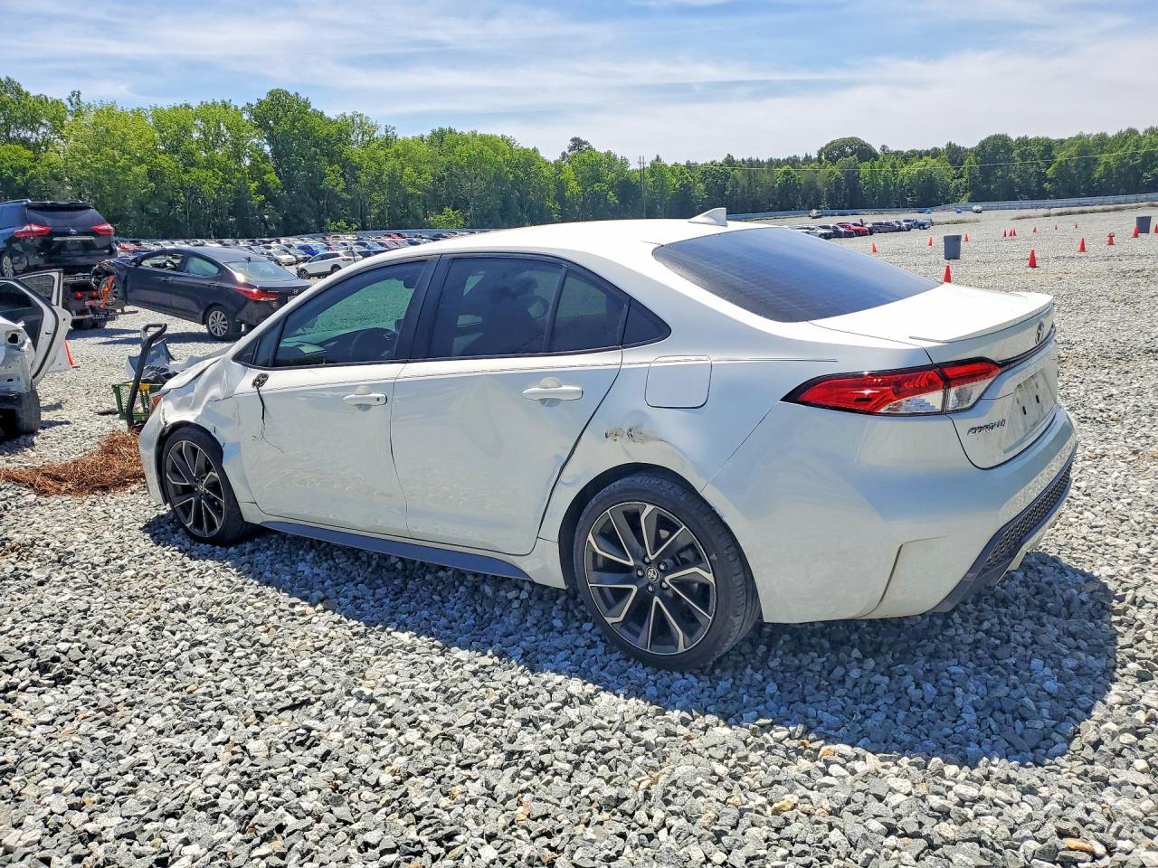 2020 Toyota Corolla Se - Фото 2