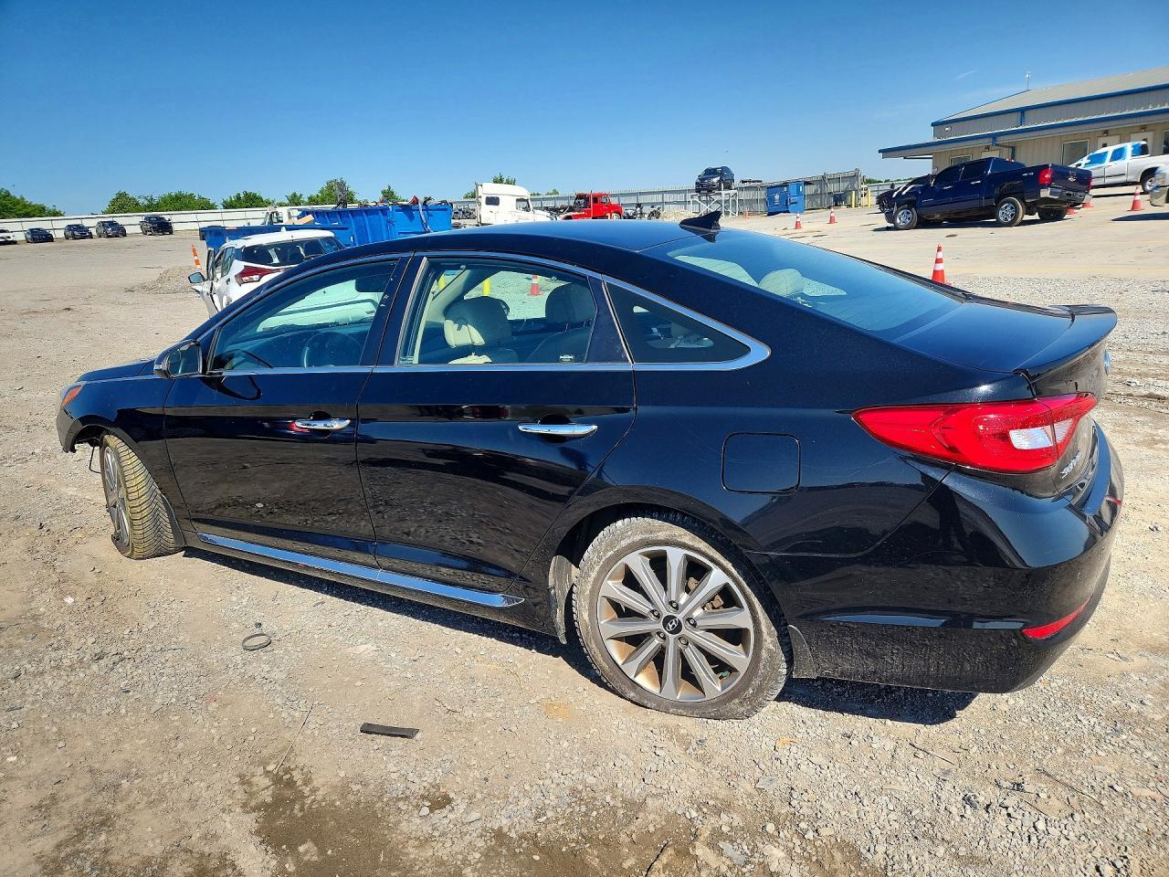 2017 Hyundai Sonata Limited - Image 2