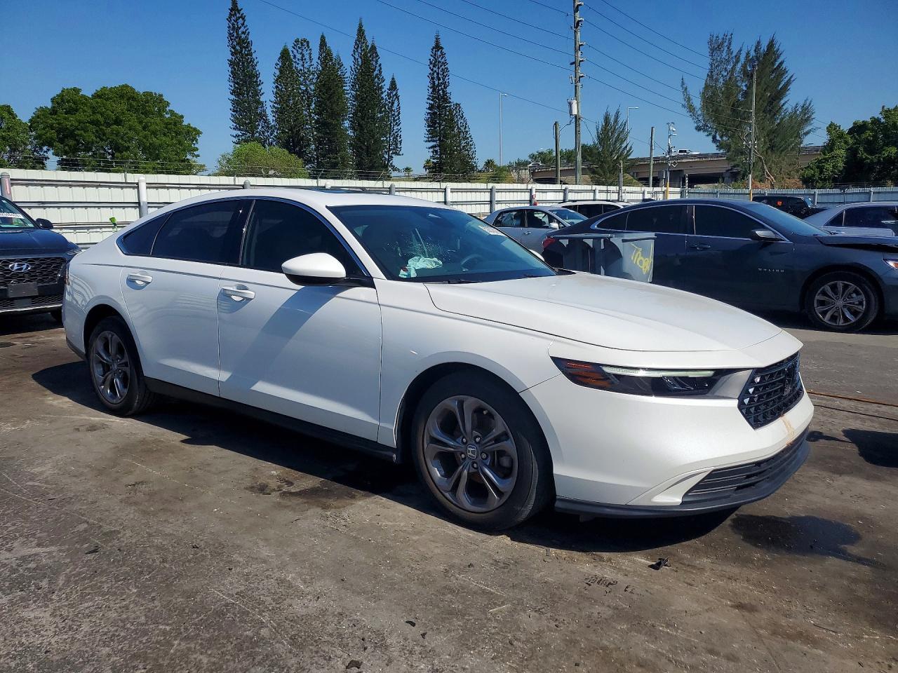 2024 Honda Accord Ex - Image 4