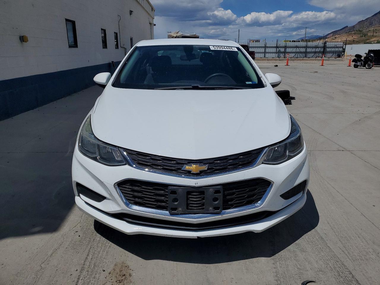 2017 Chevrolet Cruze Ls - Image 5