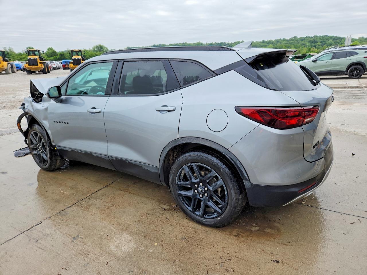 2023 Chevrolet Blazer 2Lt - Фото 2