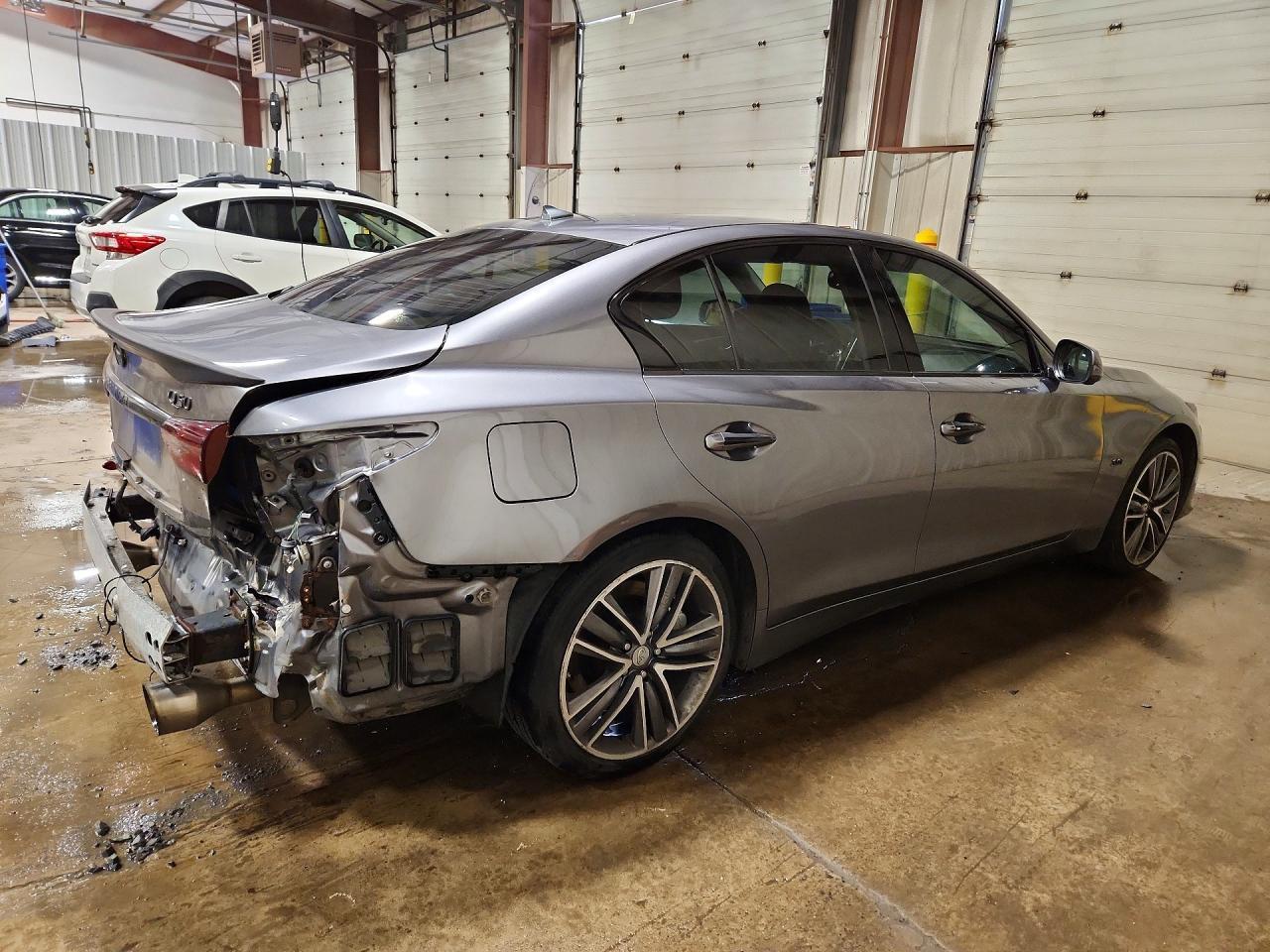 2016 Infiniti Q50 3.0T Premium - Image 3