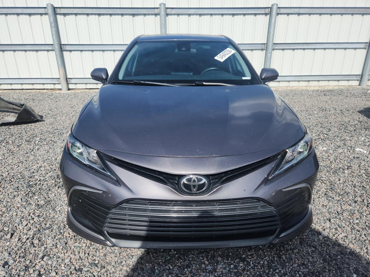2022 Toyota Camry Le - Фото 5