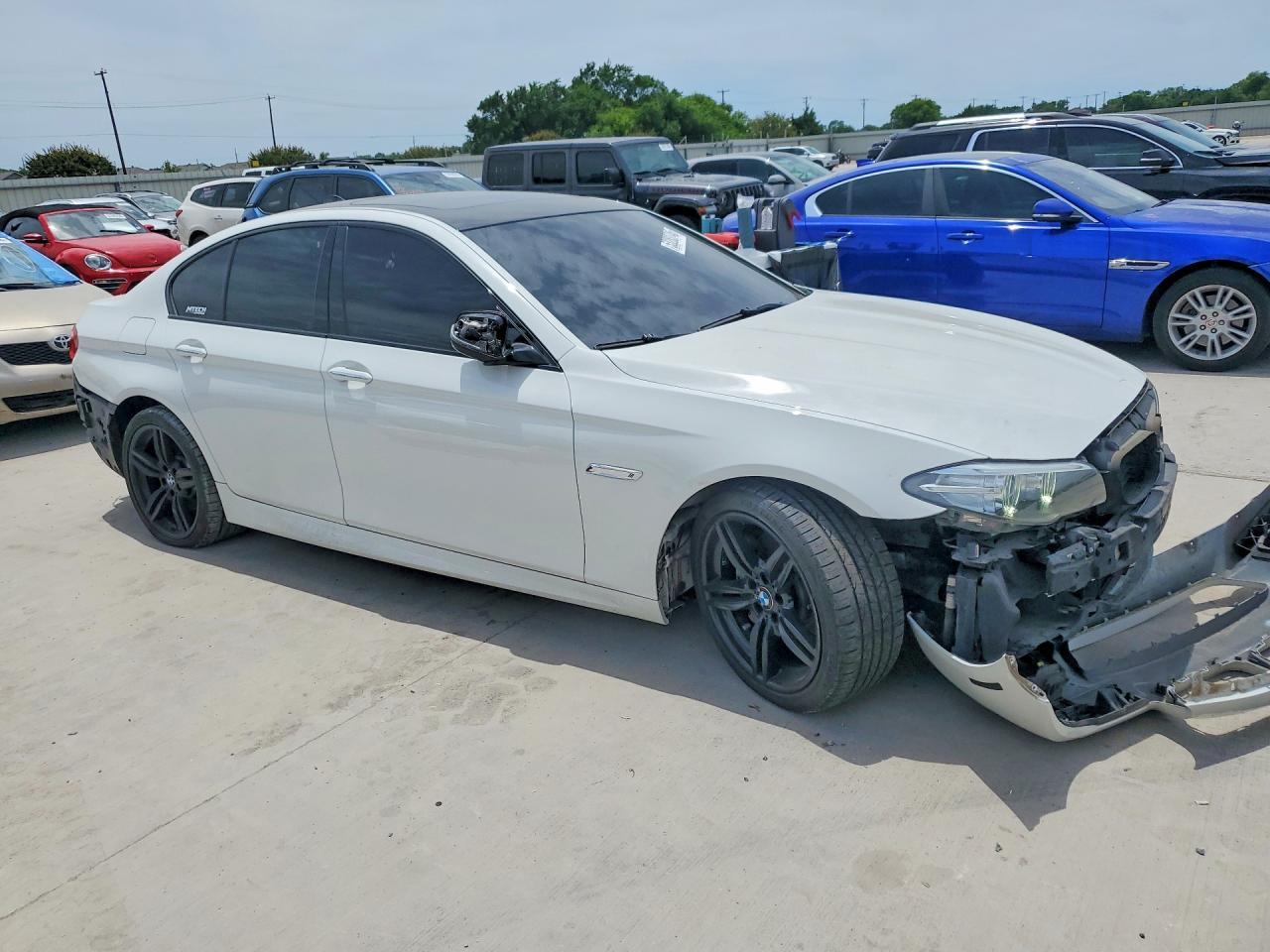 2016 BMW 535 I - Image 4