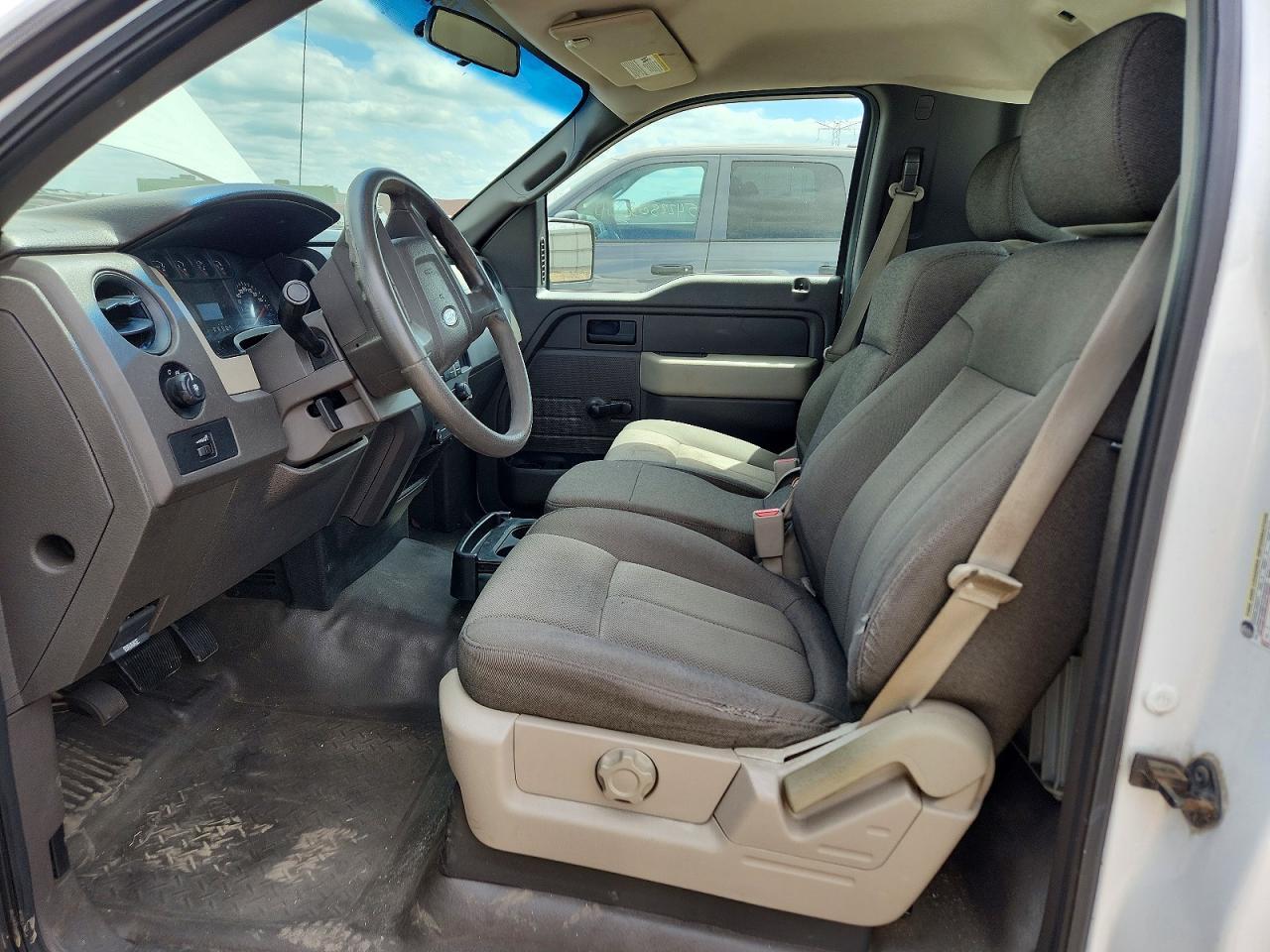 2010 Ford F150 - Фото 7