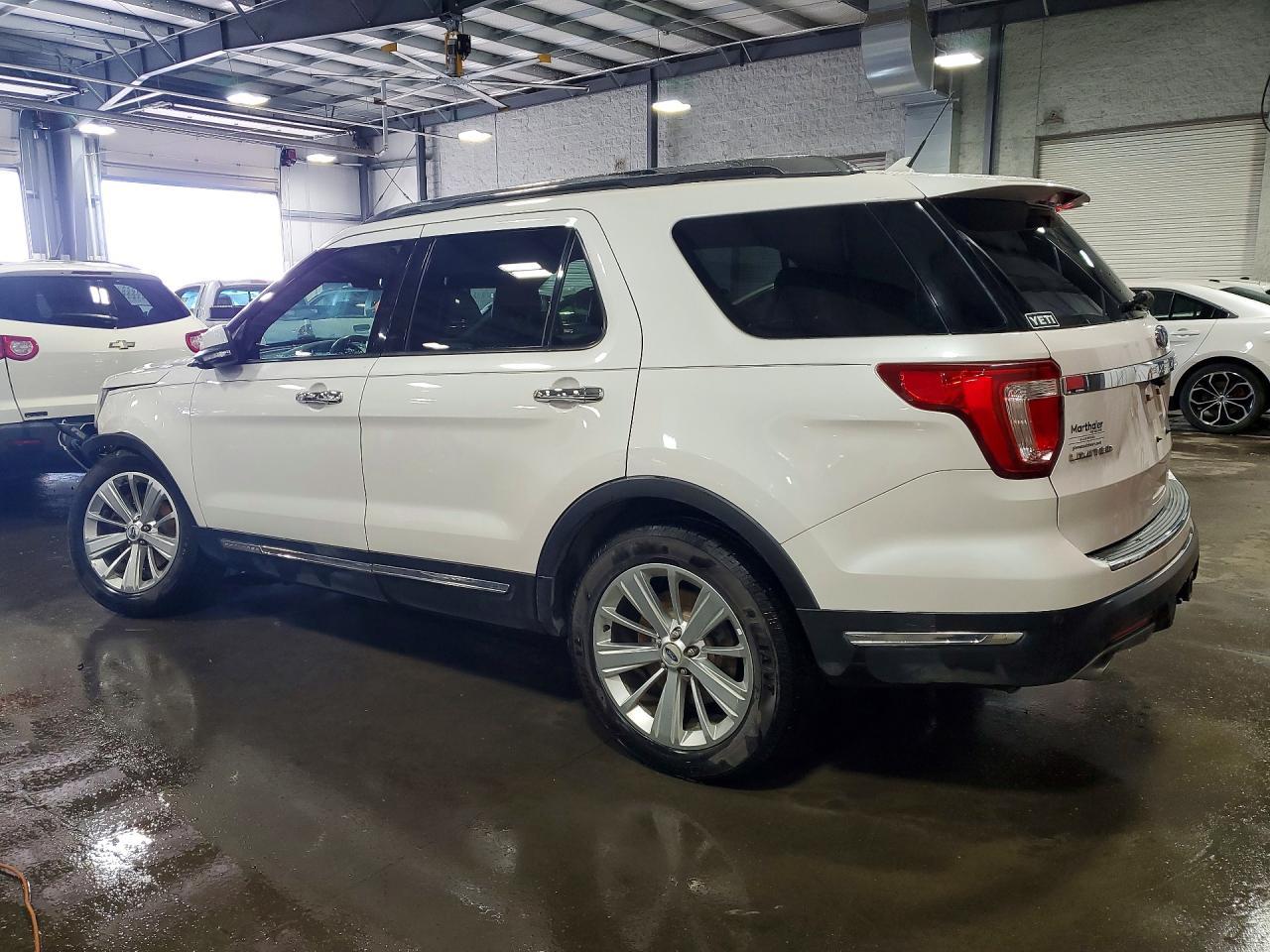 2019 Ford Explorer Limited - Фото 2