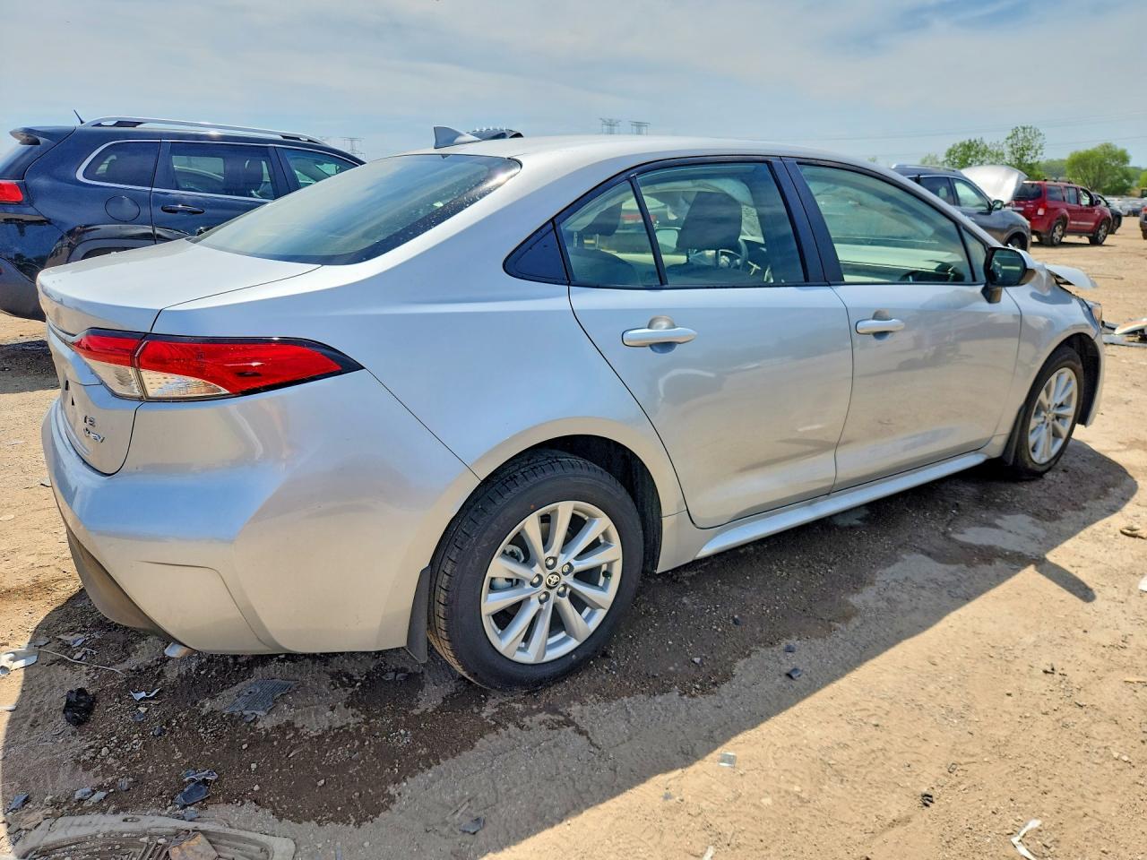 2026 Toyota Corolla Hybrid Le - Фото 3