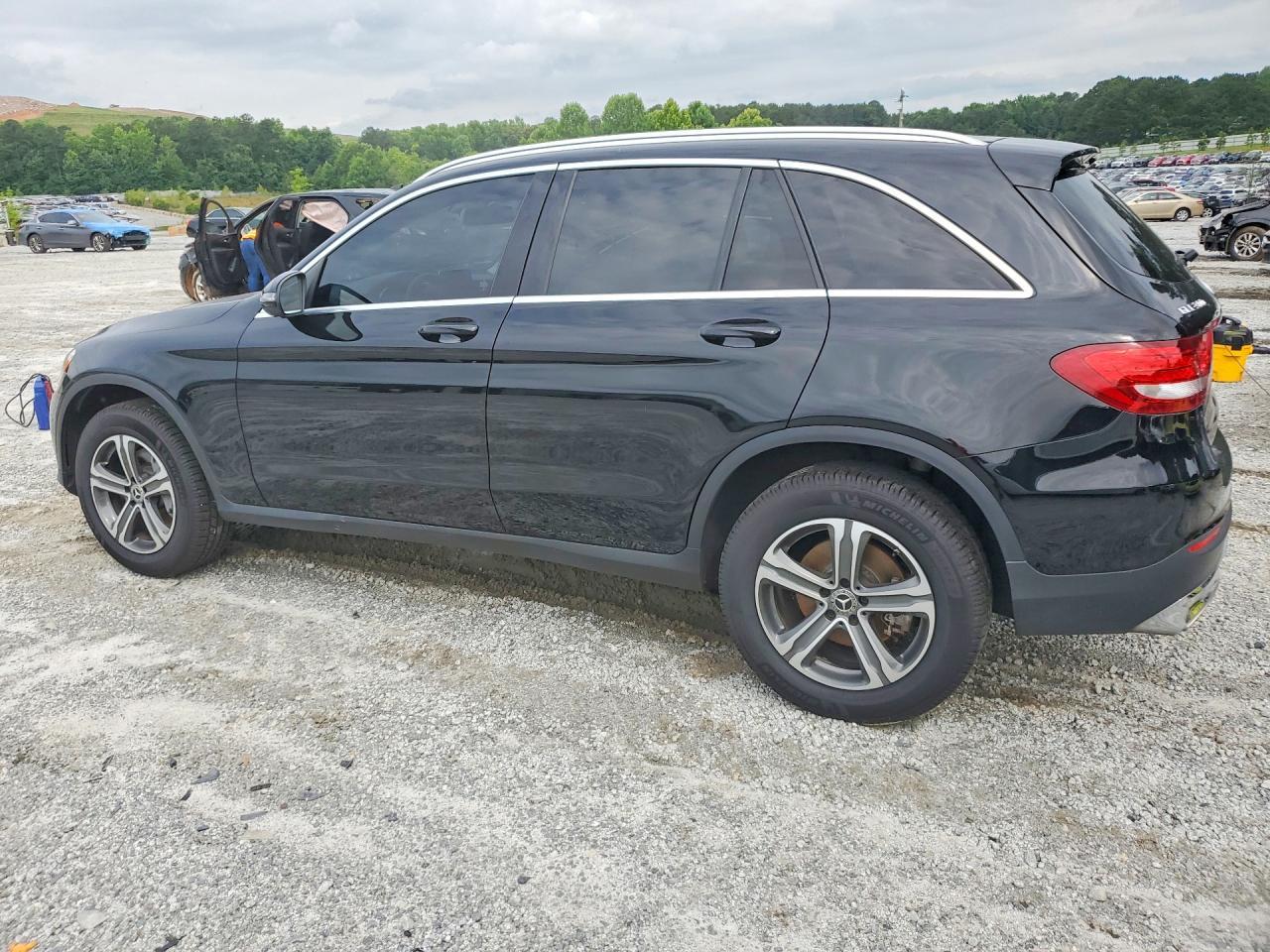 2017 Mercedes-Benz Glc 300 - Image 2