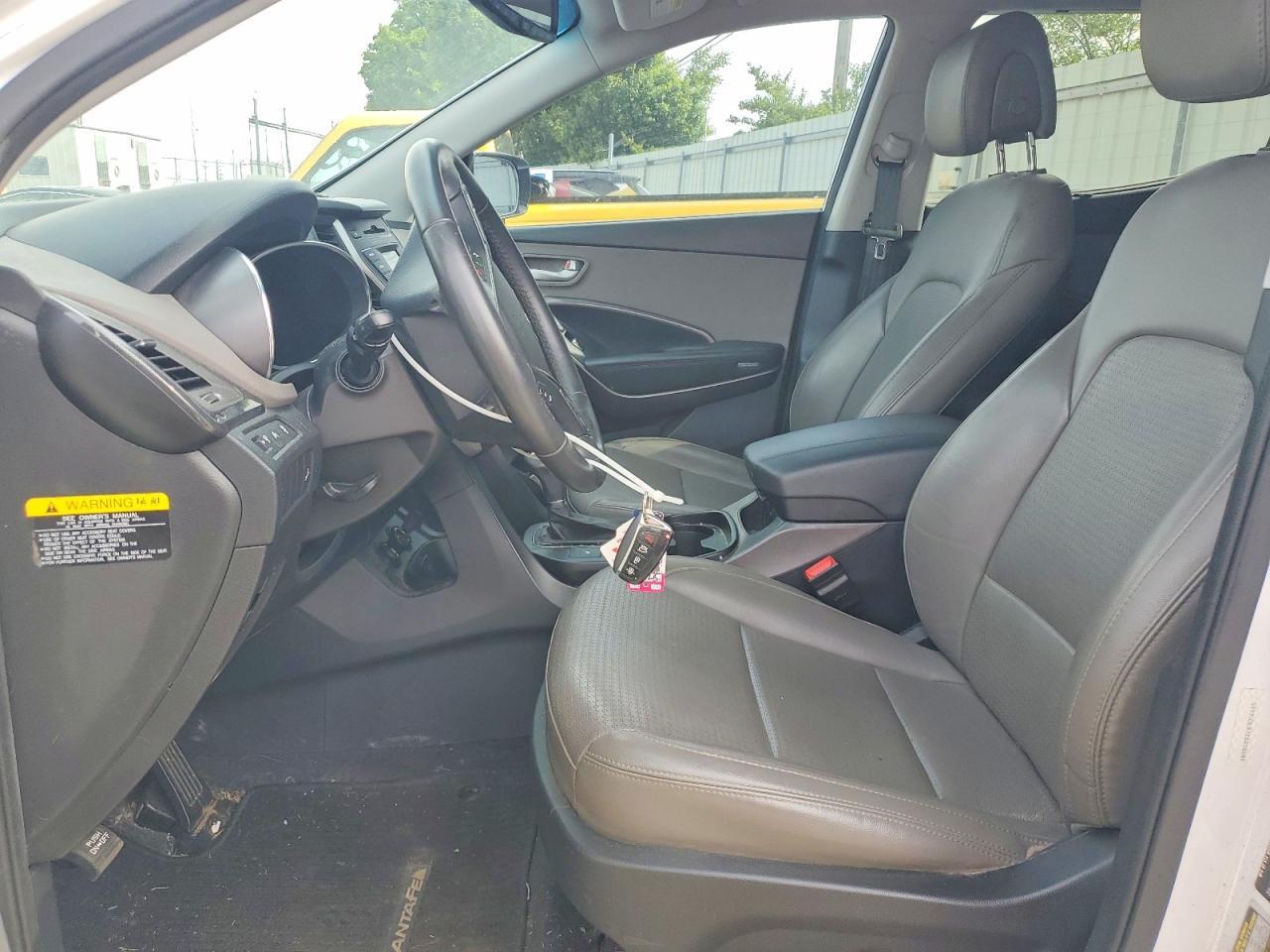 2014 Hyundai Santa Fe Sport 2.4L - Image 7
