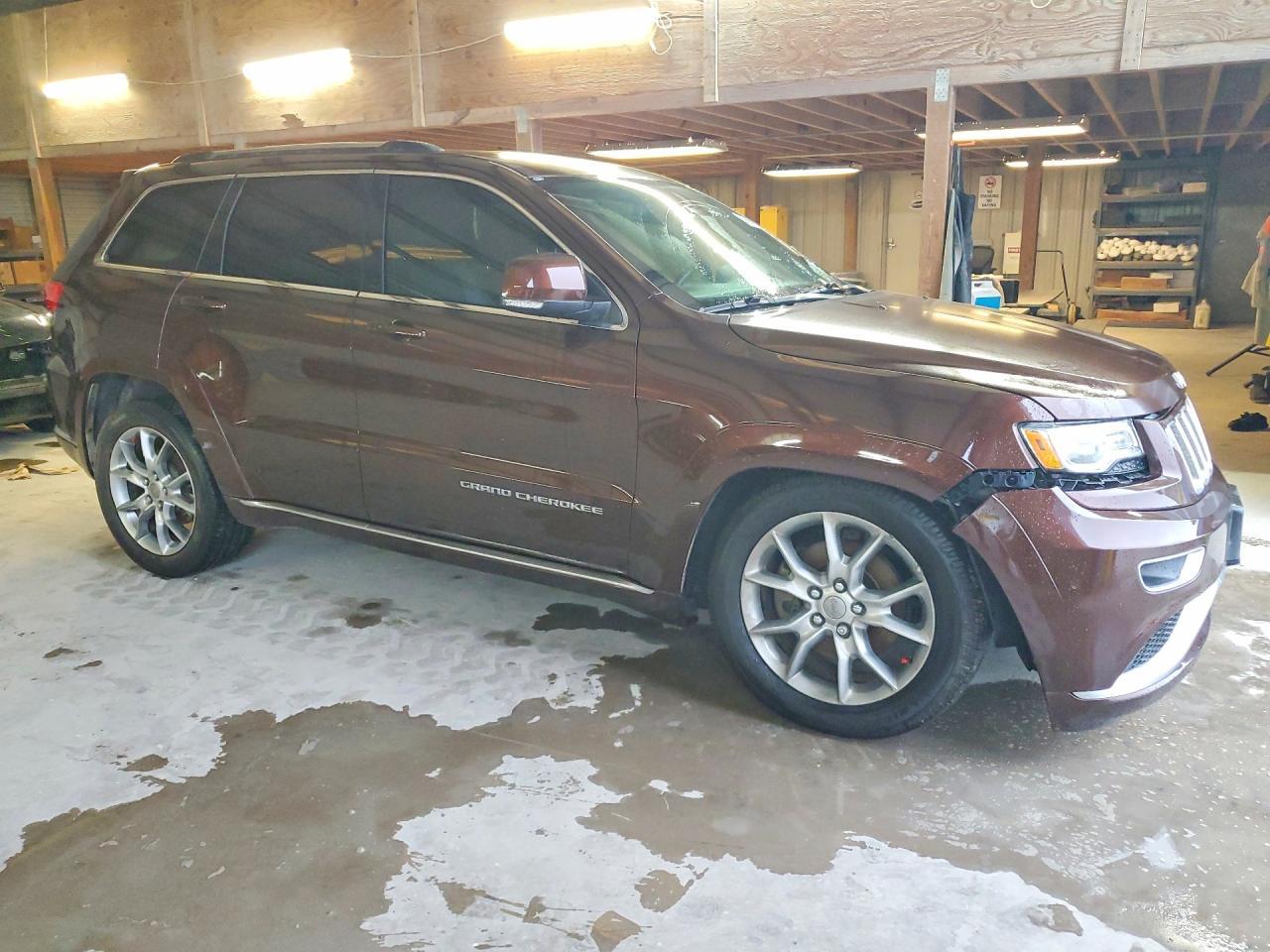 2015 Jeep Grand Cherokee Summit - Image 4