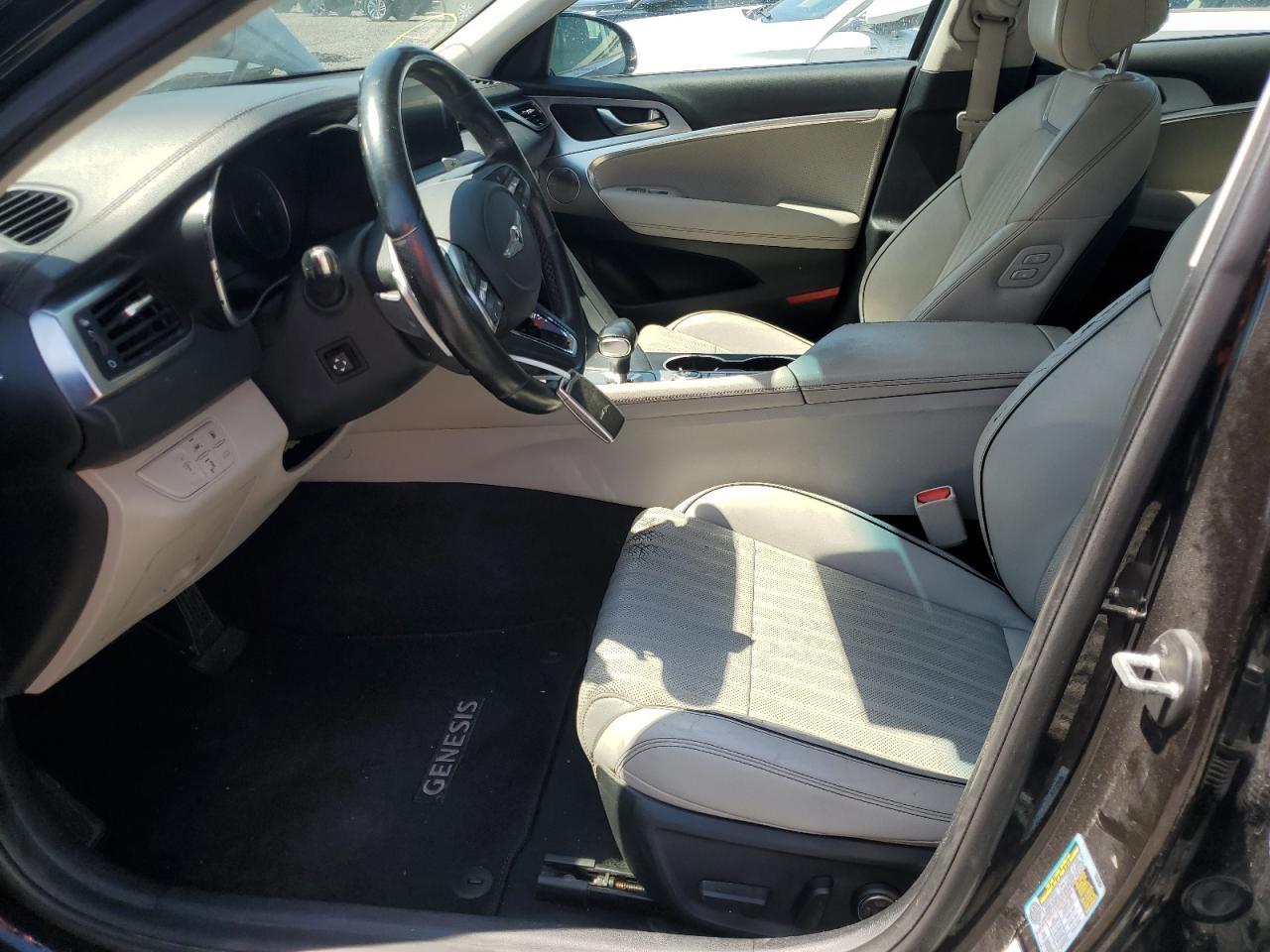 2019 Genesis G70 2.0T Advanced - Фото 7