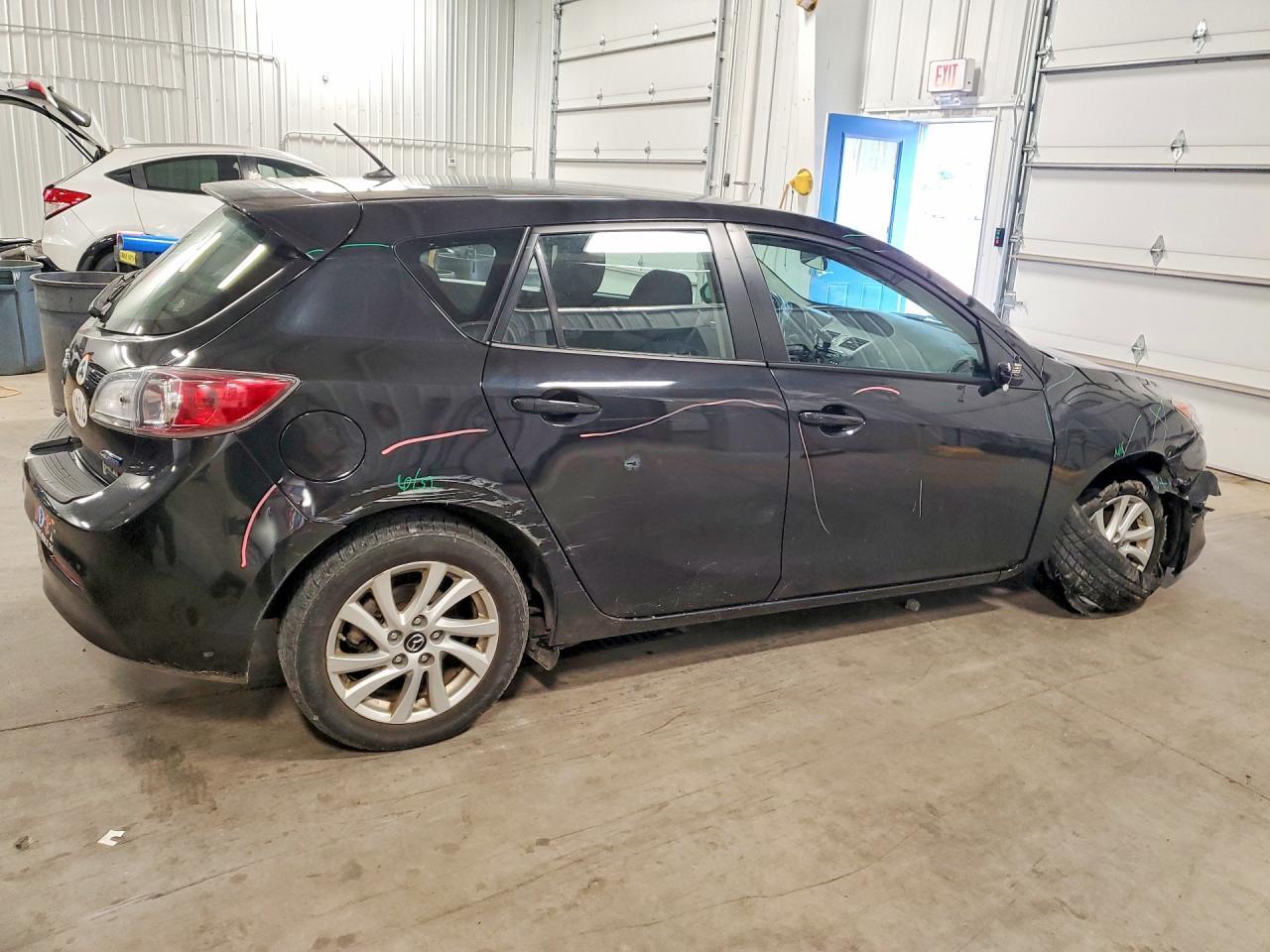 2013 Mazda 3 I - Фото 3