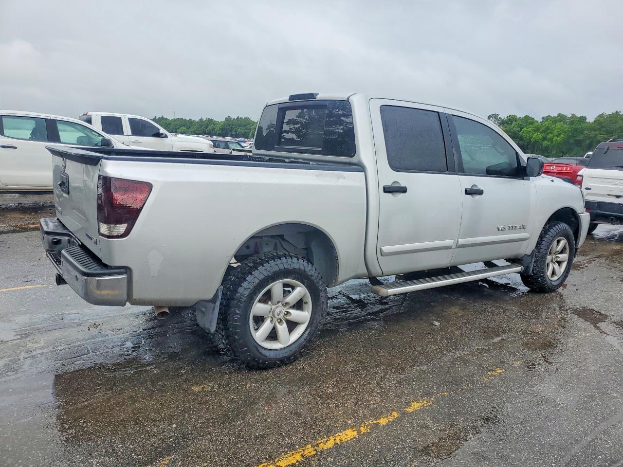 2013 Nissan Titan Sv - Фото 3