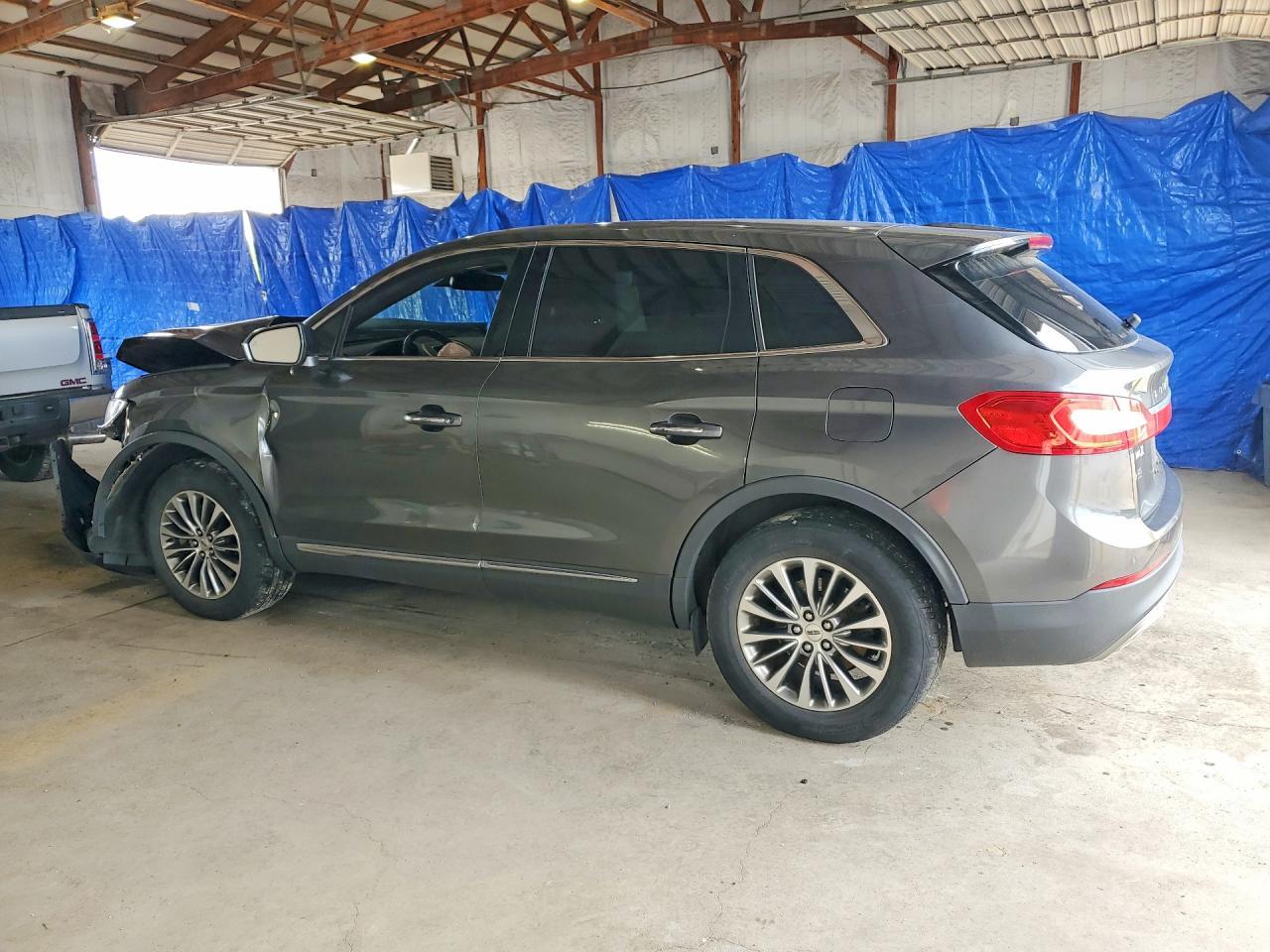 2017 Lincoln Mkx Select - Фото 2