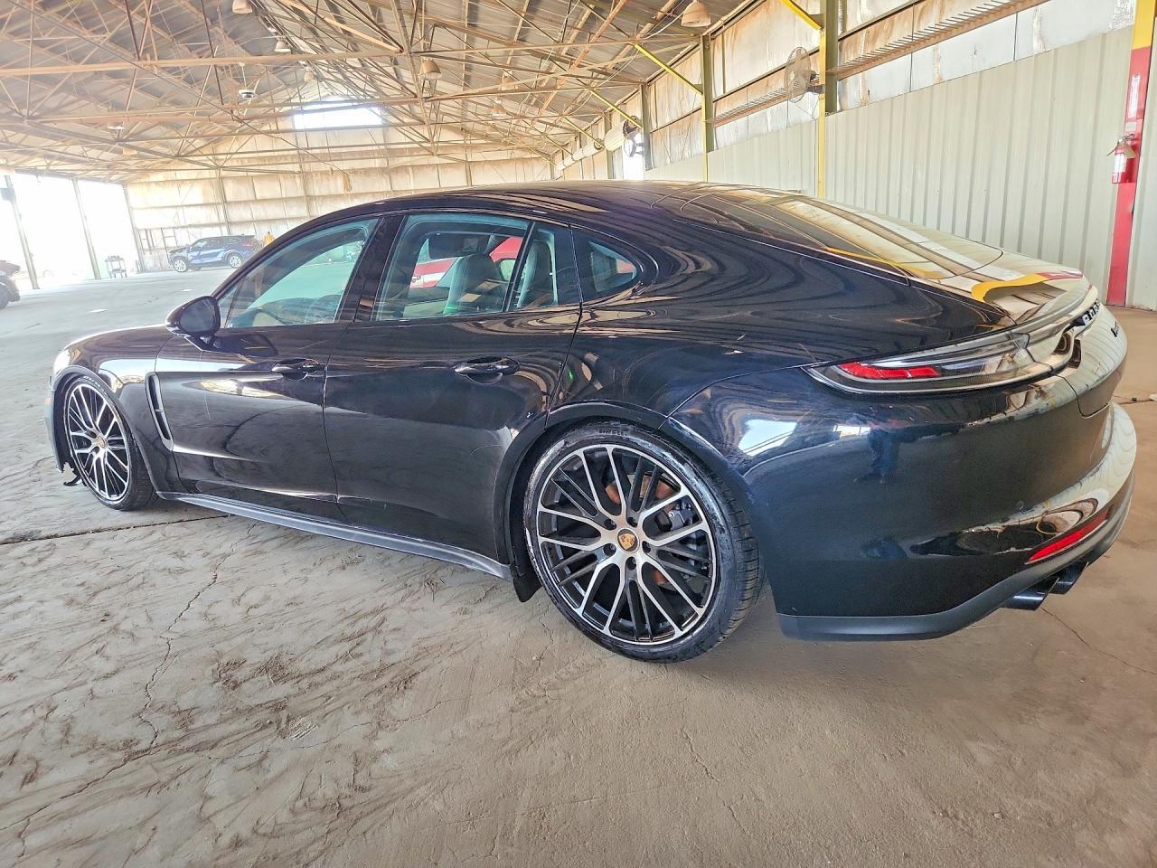 2023 Porsche Panamera Base - Image 2