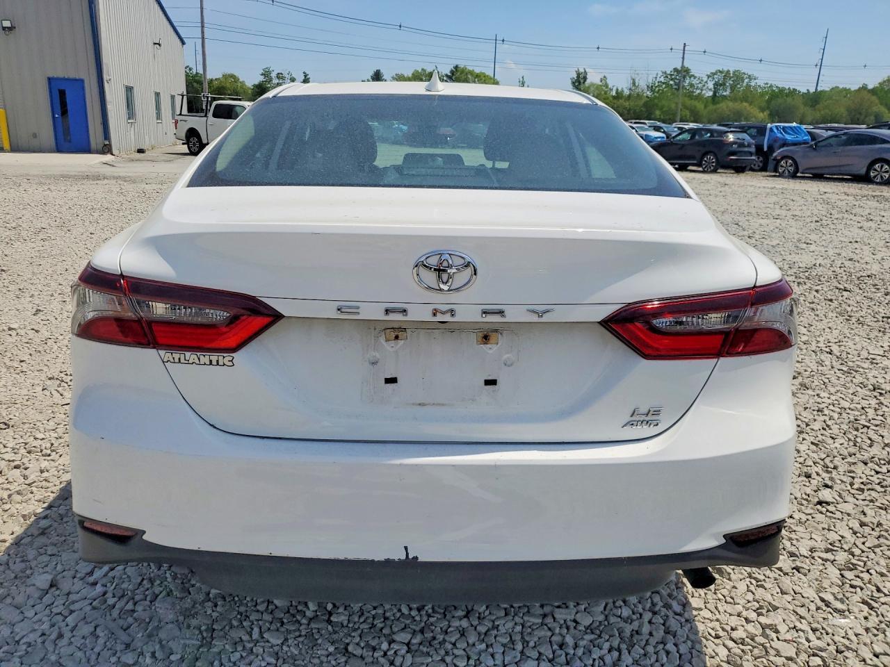 2021 Toyota Camry Le - Image 6