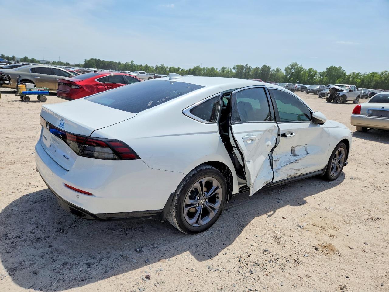 2024 Honda Accord - Image 3