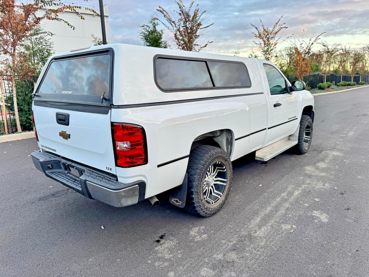 2011 Chevrolet Silverado C1500 - Фото 4