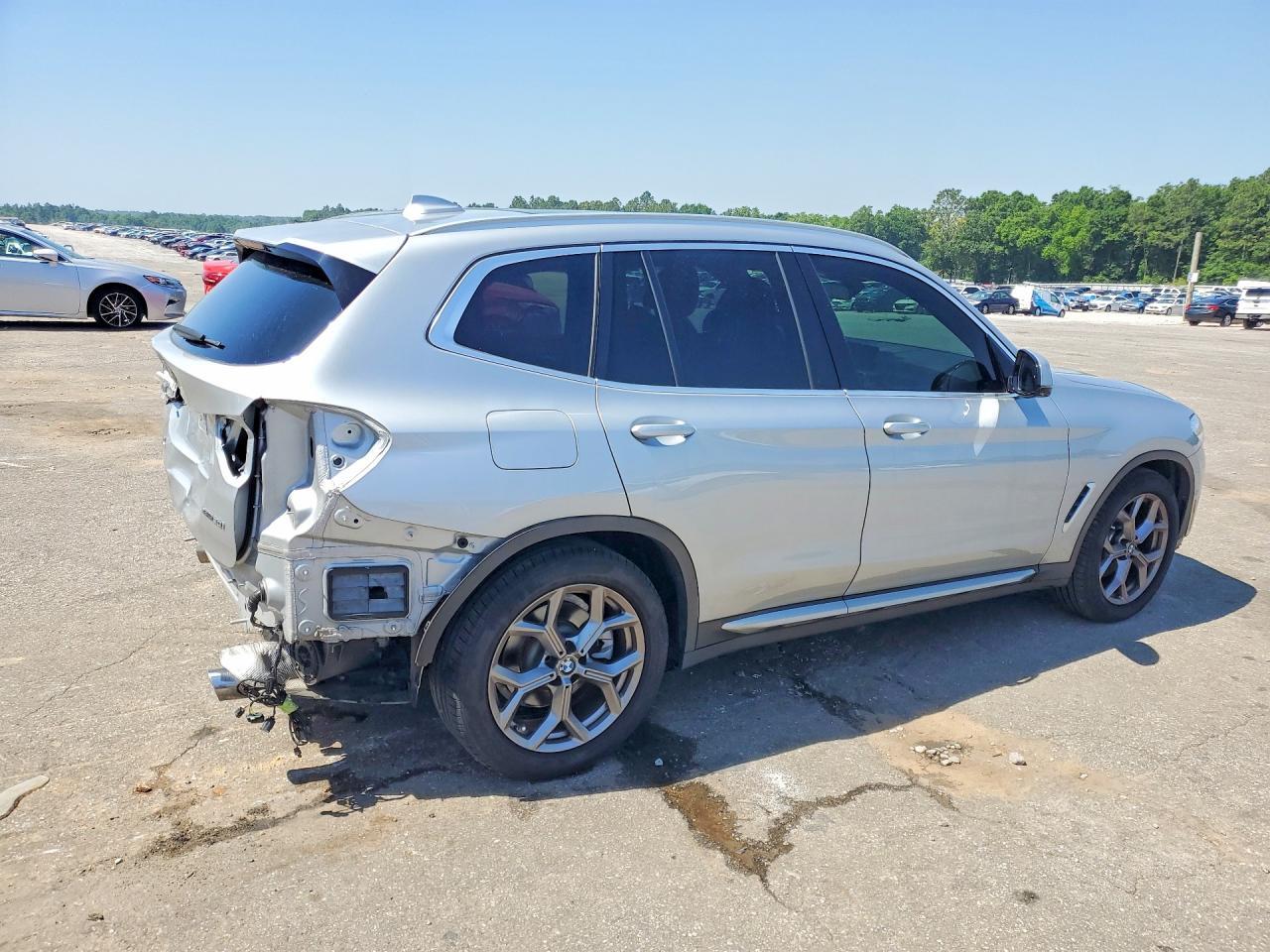 2021 BMW X3 xDrive30I - Фото 3