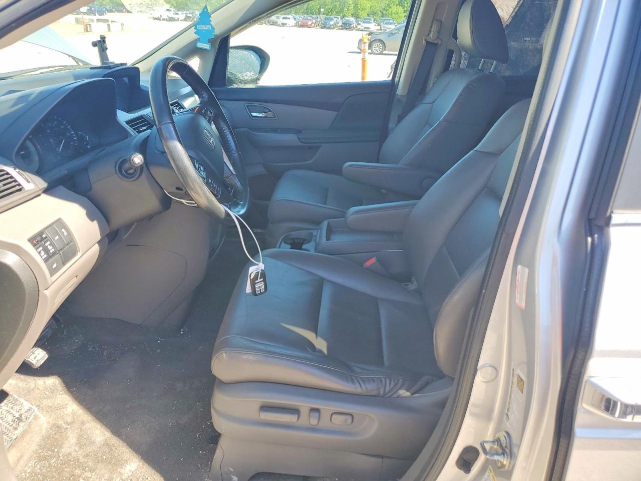 2014 Honda Odyssey Exl - Image 7